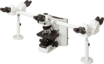 Микроскоп с обучающей головкой